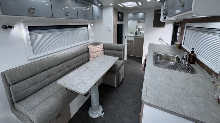 NEW HILLTOP HOTHAM 21FT CARAVAN