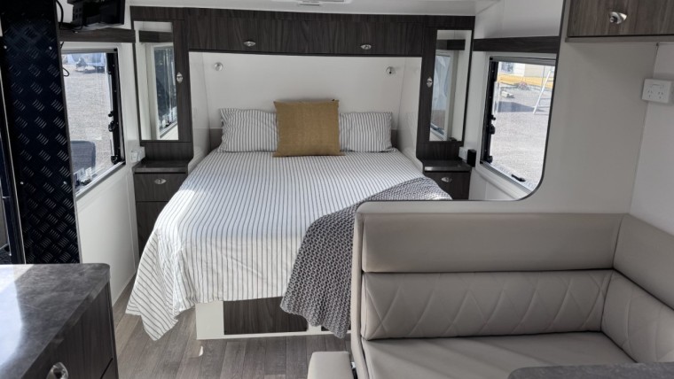 ROMA RAZORBACK SPORT 20' CARAVAN 2019