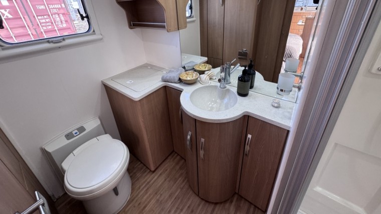 JAYCO 2013 STERLING 25.7 8-2