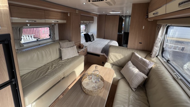 JAYCO 2013 STERLING 25.7 8-2