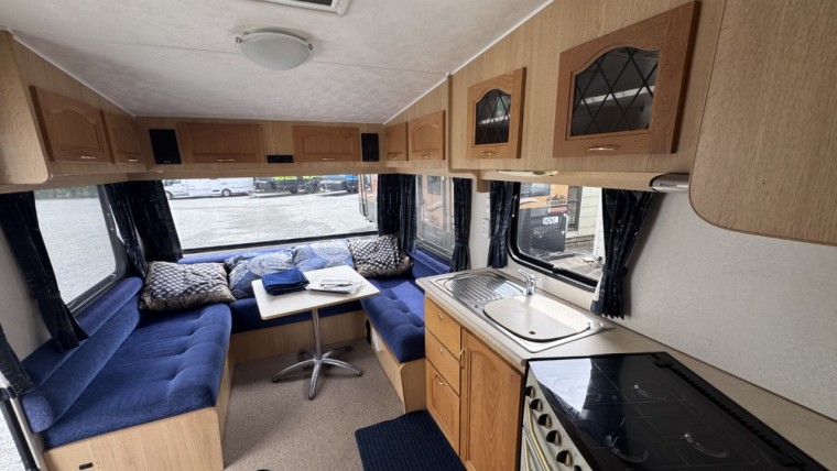 Leisureline Elite 6m Caravan