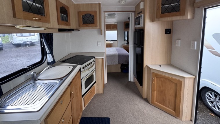 Leisureline Elite 6m Caravan