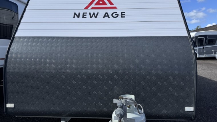 NEW AGE ROAD OWL 18' CARAVAN 2018