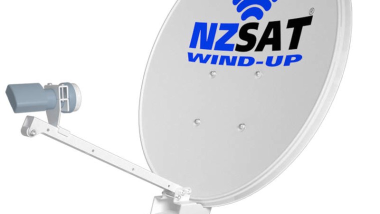 NZSAT WIND-UP SATELLITE DISH 60CM