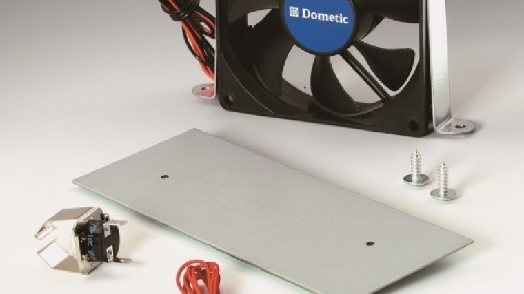 Dometic Fridge 12V Fan For Fridge Ventilation With Thermostat