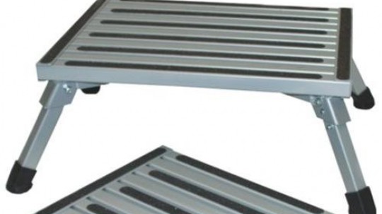 Coast-Aluminium-Folding-Step-W/Non-Skid-Strap