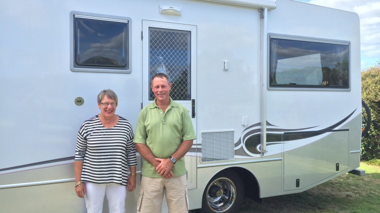Coastal Classic Motorhome Ray & Shirley