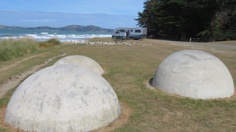 Moeraki Boulders!