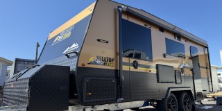 NEW HILLTOP FEATHERTOP 19'6" CARAVAN
